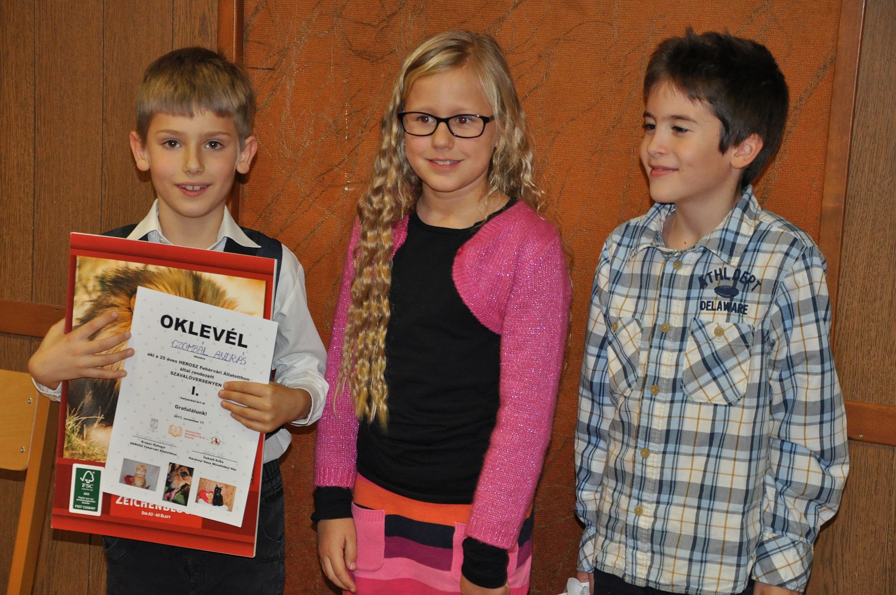 Nyolcvannál is több gyermek szerepelt a Fehérvári Állatotthon szavalóversenyén